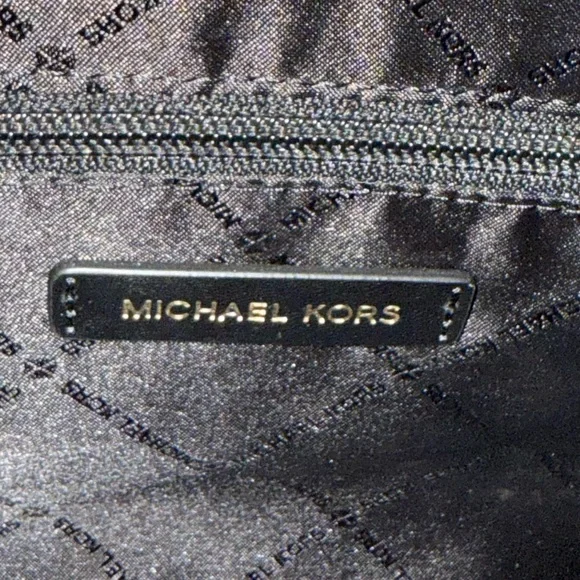 New Michael Kors Large Wilma Black Shoulder Bag - Picture 10 of 12